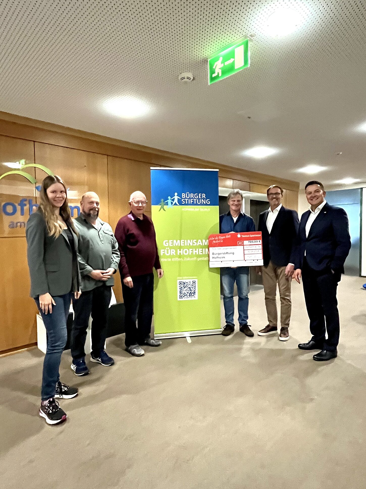 Spendenübergabe der TGS Langenhain an die Bürgerstiftung Hofheim